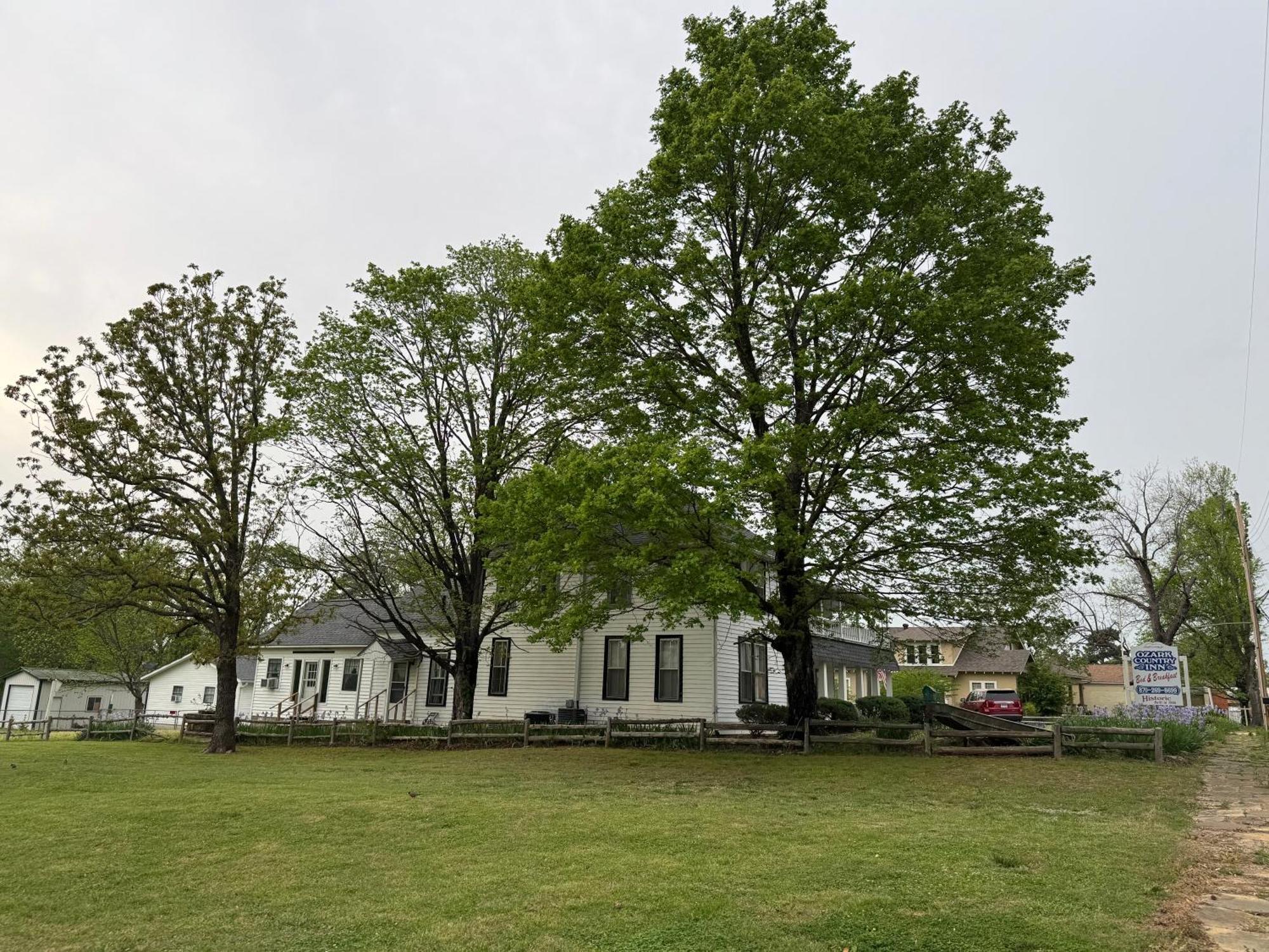 Ozark Country Inn Mountain View Buitenkant foto